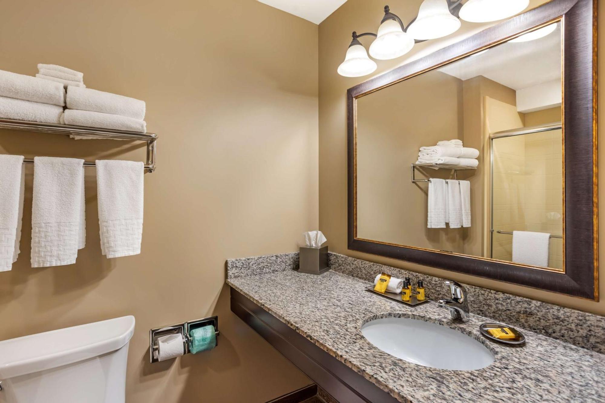 Hotel Western Village