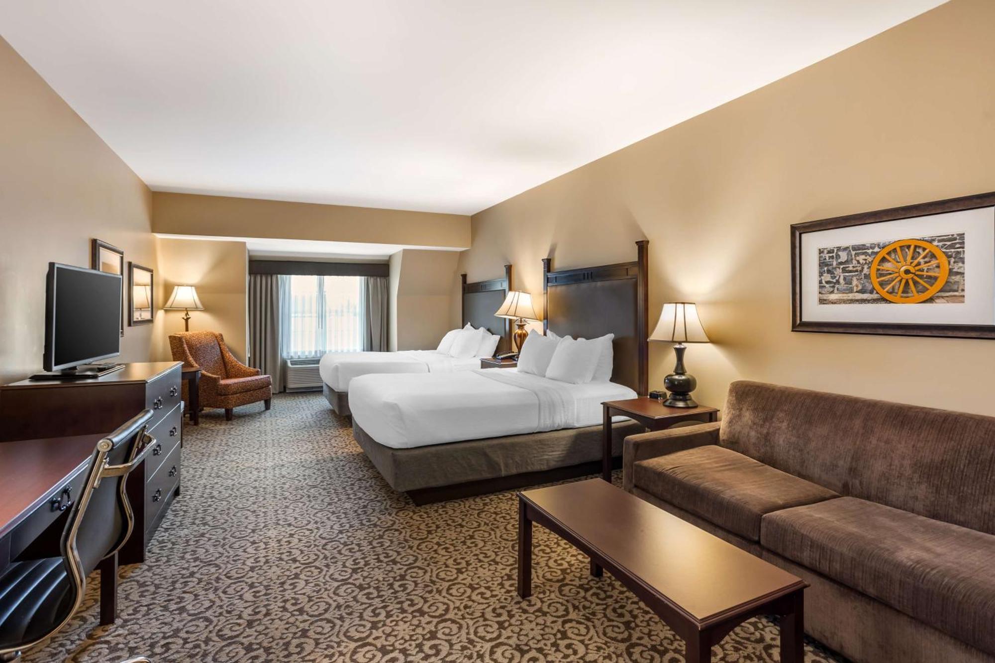 Hotel Western Village